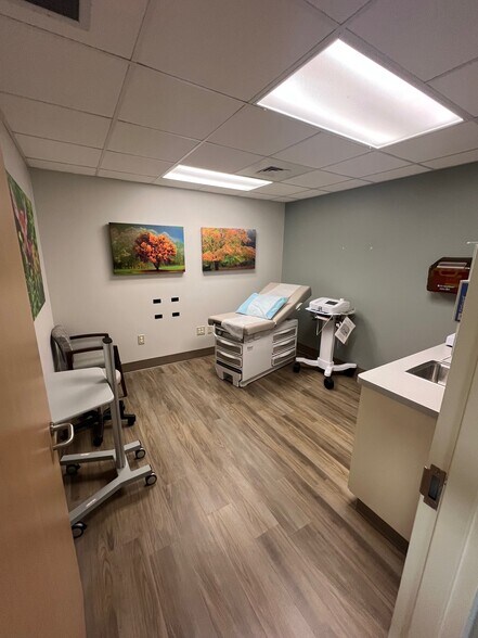 More Photos Of 3320 Old Jefferson Rd, Athens Medical For Sale
