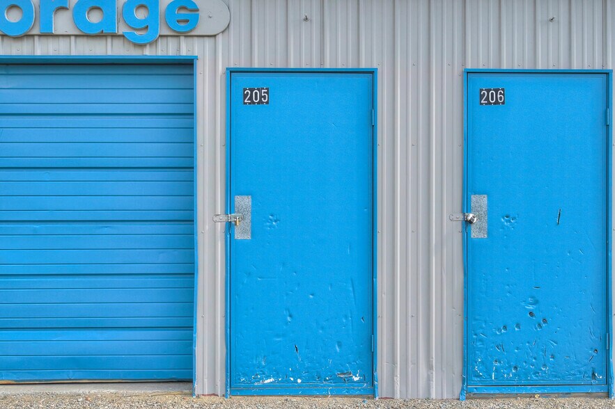More Photos Of 715 Chestnut St, Leadville Self Storage For Sale