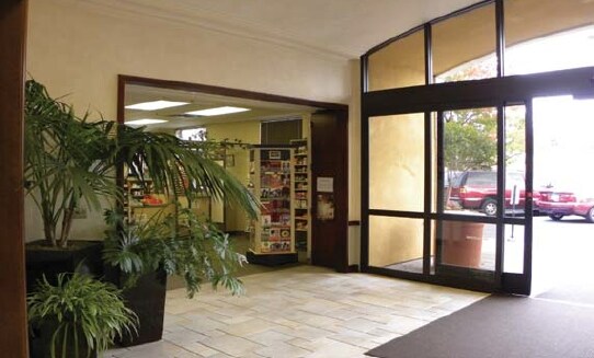 More Photos Of 455 O'Connor Dr, San Jose Medical For Lease