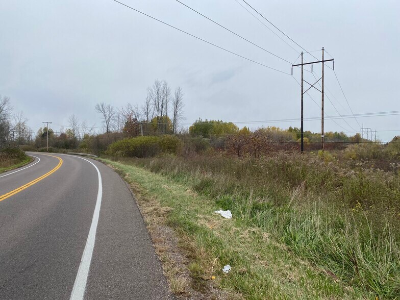 More Photos Of 0 Caughdenoy Rd, Clay Land For Sale