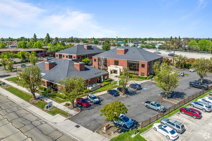 More Photos Of 7488 Shoreline Dr, Stockton Medical For Lease
