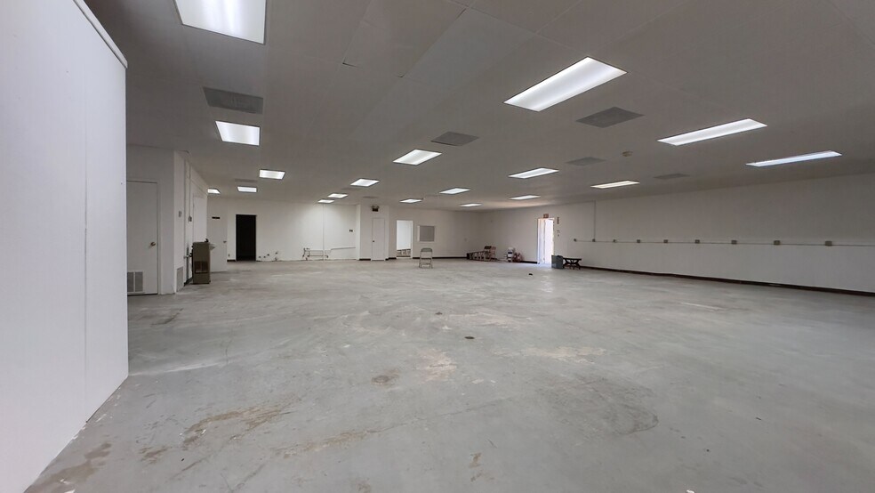 More Photos Of 4918 Profit Dr, Tyler Industrial For Lease