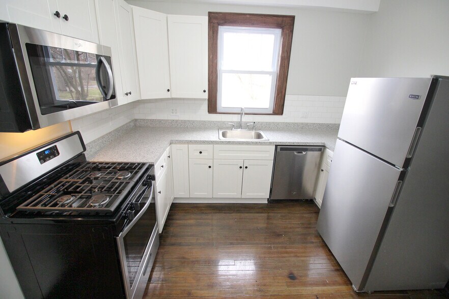 More Photos Of 7501 Dunedin St, Detroit Apartments For Sale
