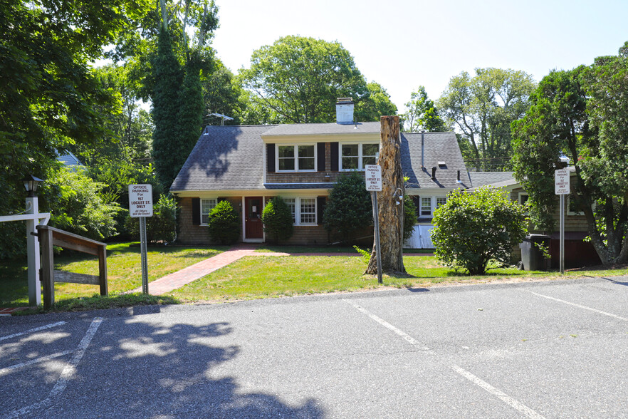 Primary Photo Of 157 Locust St, Falmouth Office For Lease