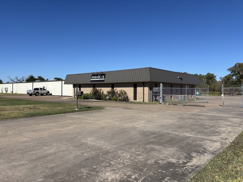 More Photos Of 4181 Magnolia St, Pearland Manufacturing For Lease