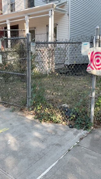 Primary Photo Of 148 Madison st, Brooklyn Land For Sale