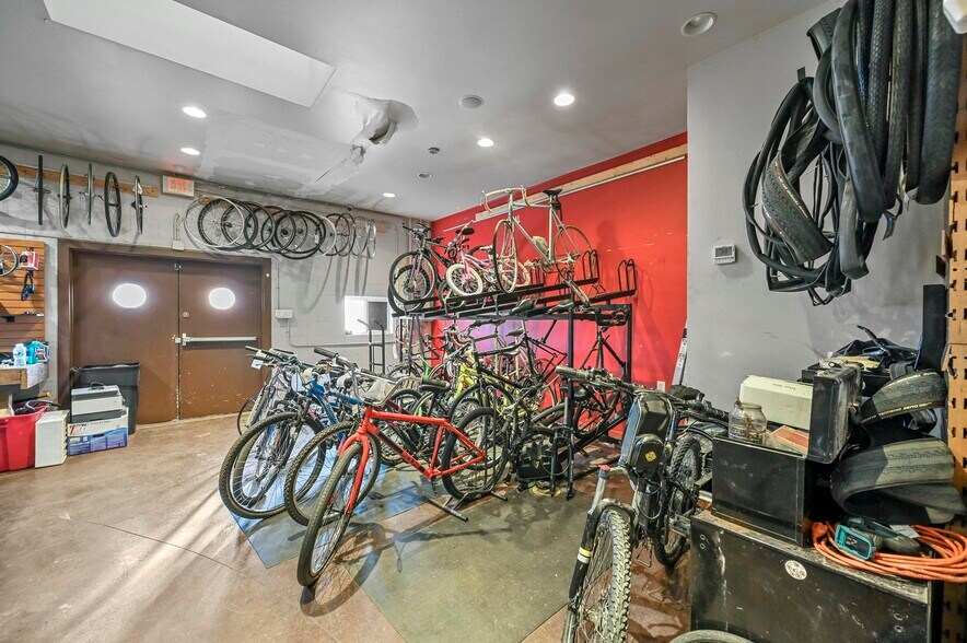 More Photos Of 130 N Main St, Mansfield Storefront Retail Office For Sale