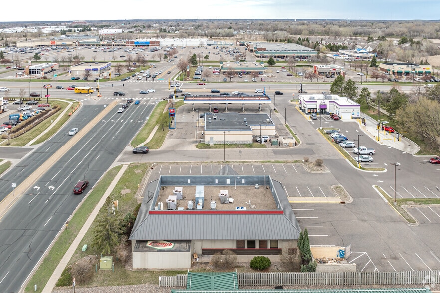 More Photos Of 3565 NW Northdale Blvd, Minneapolis Restaurant For Sale