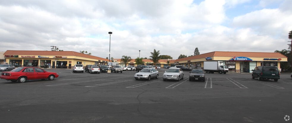 More Photos Of 21001-21015 Sherman Way, Canoga Park Freestanding For Lease