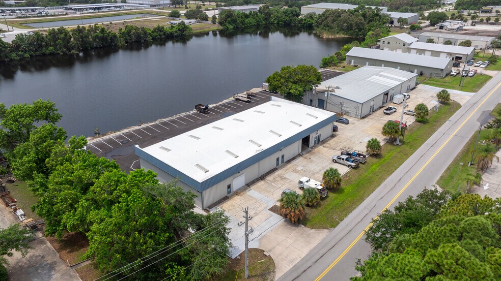 More Photos Of 2853 Kirby Cir NE, Palm Bay Unknown For Lease