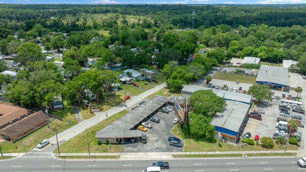 More Photos Of 2210 S Pine Ave, Ocala Hotel For Sale