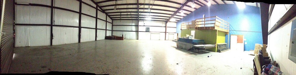 More Photos Of 141 Vanderbilt Ct, Bowling Green Industrial For Sale