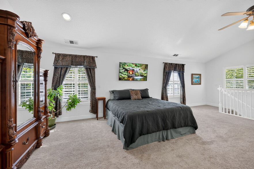 More Photos Of 219 Persifer St, Folsom Specialty For Sale