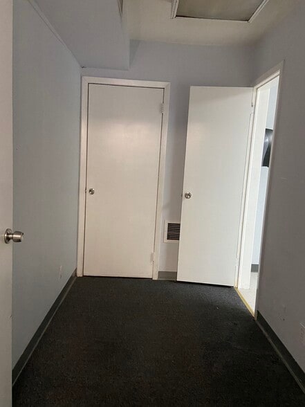 More Photos Of 206-212 Canal St, New York Office Residential For Sale