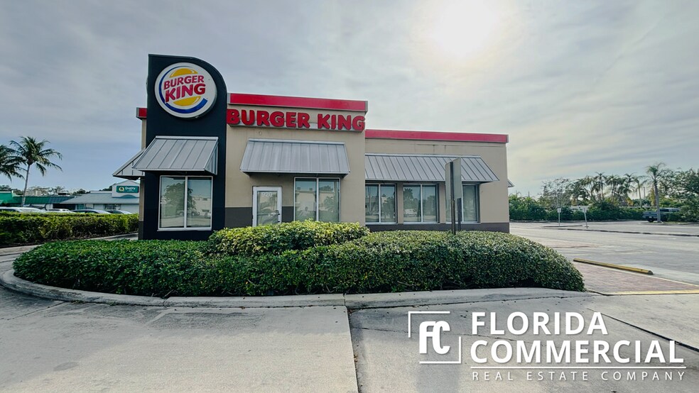 More Photos Of 920 SE Federal Hwy, Stuart Fast Food For Lease