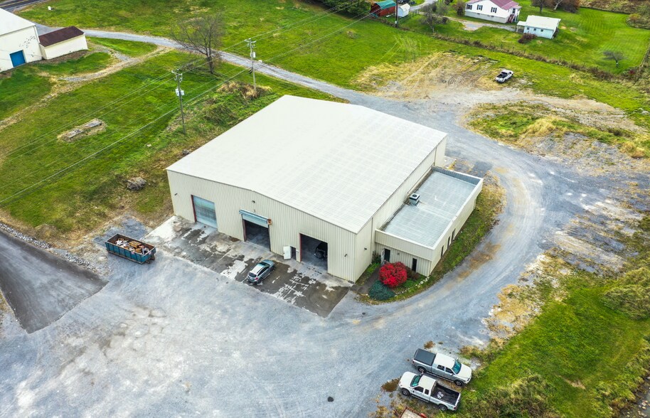More Photos Of 355 Gratton Rd, Tazewell Industrial For Sale
