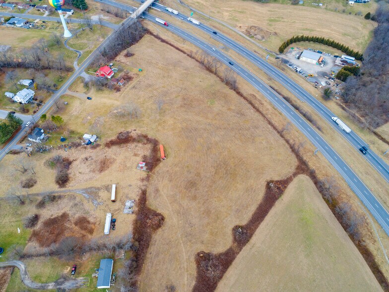 More Photos Of Cove Road, Wytheville Land For Sale