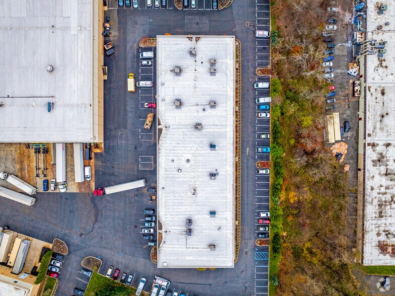More Photos Of 227 N Route 303, Congers Warehouse For Lease