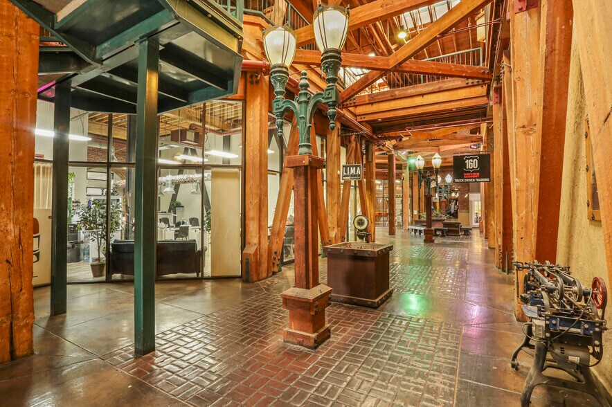 More Photos Of 445 W Weber Ave, Stockton Office For Lease