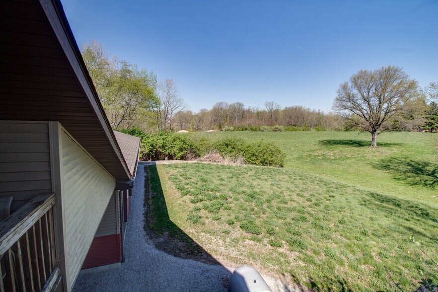 More Photos Of 15281 IL-109, Dow Specialty For Sale