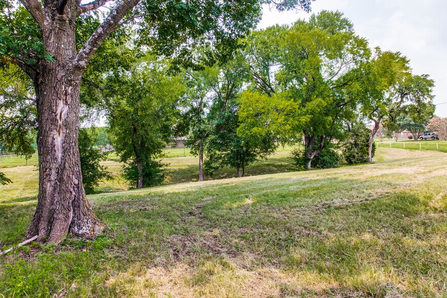 More Photos Of 5901 President George Bush Highway, Rowlett Land For Sale