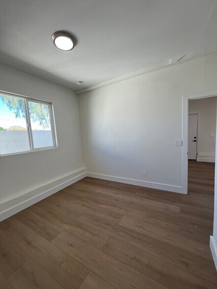 More Photos Of 315 E Carol Ave, Phoenix Apartments For Sale