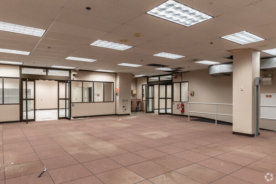 More Photos Of 480 Vantage Pt, Miamisburg Medical For Sale