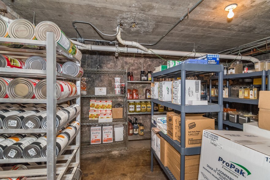 More Photos Of 1015 Tower Ave, Superior Restaurant For Sale