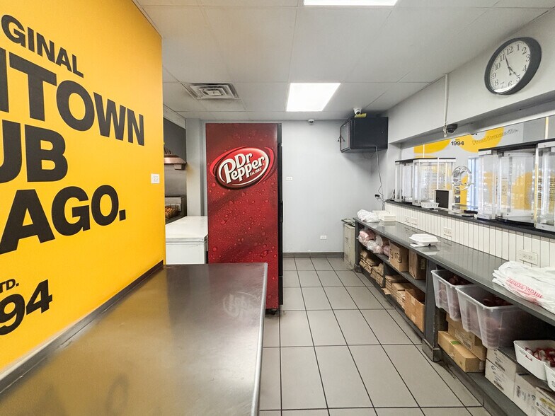 More Photos Of 112 E 71st St, Chicago Restaurant For Sale