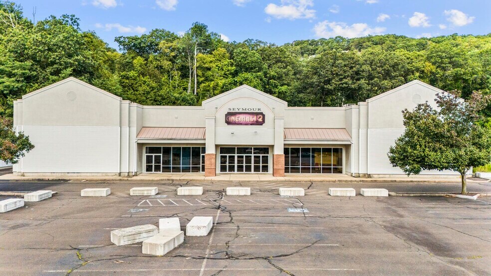 More Photos Of 814-850- Derby Ave, Seymour Unknown For Lease