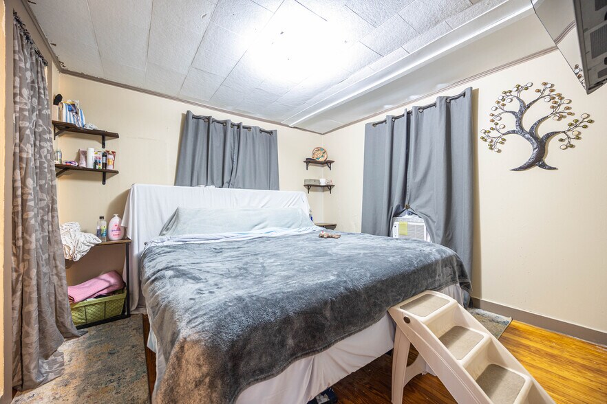 More Photos Of , Lake City Multifamily For Sale