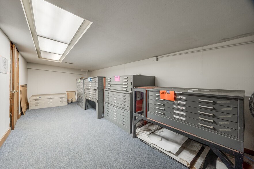 More Photos Of 3380 Smith Farm Rd, Matthews Warehouse For Lease