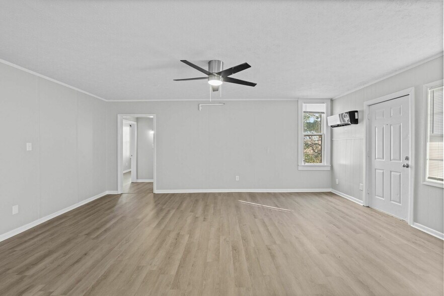 More Photos Of 301 S Magnolia St, Maryville Apartments For Sale