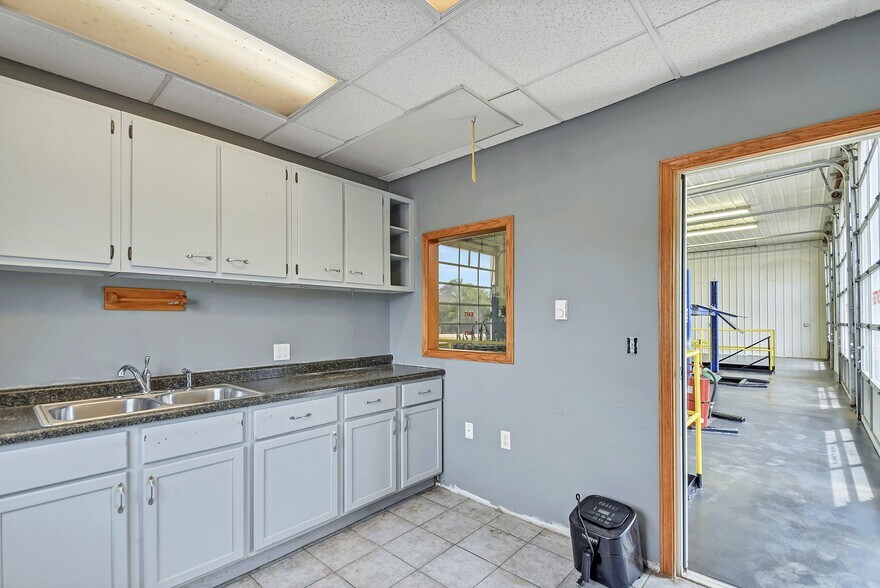 More Photos Of 615 County Road R, Denmark Auto Repair For Sale