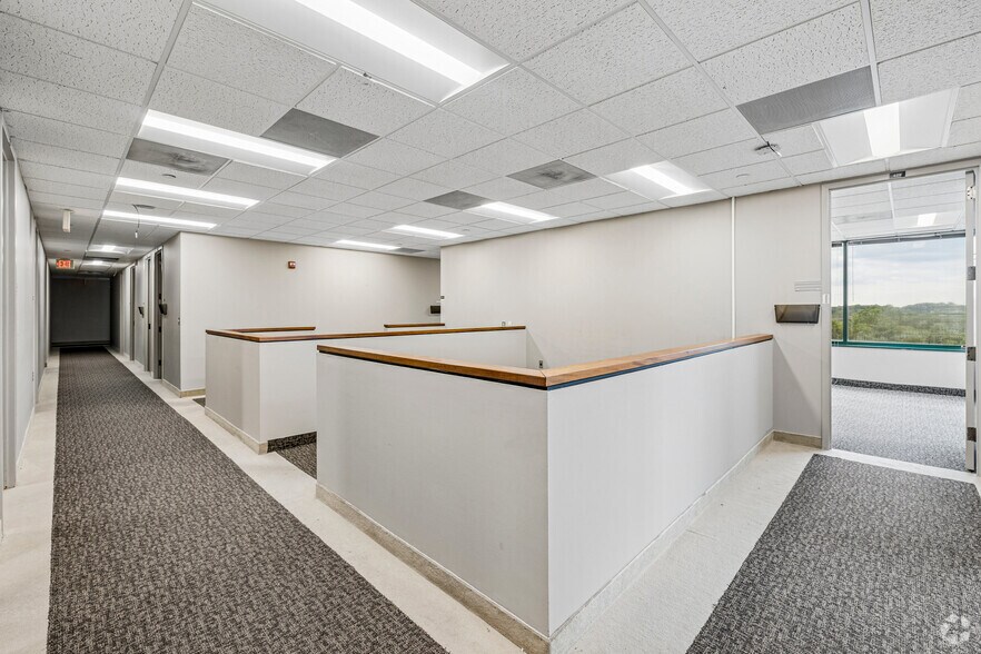 More Photos Of 7701 Greenbelt Rd, Greenbelt Office For Sale