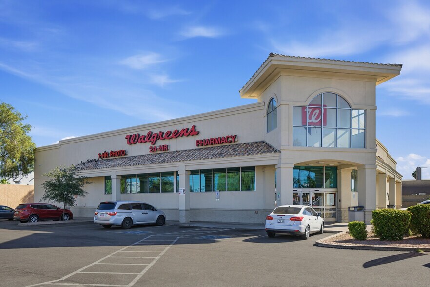 More Photos Of 4249 W Glendale Ave, Phoenix Drugstore For Sale