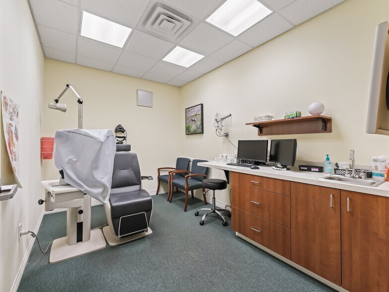 More Photos Of 4636 Bellwether Ln, Oxford Medical For Lease