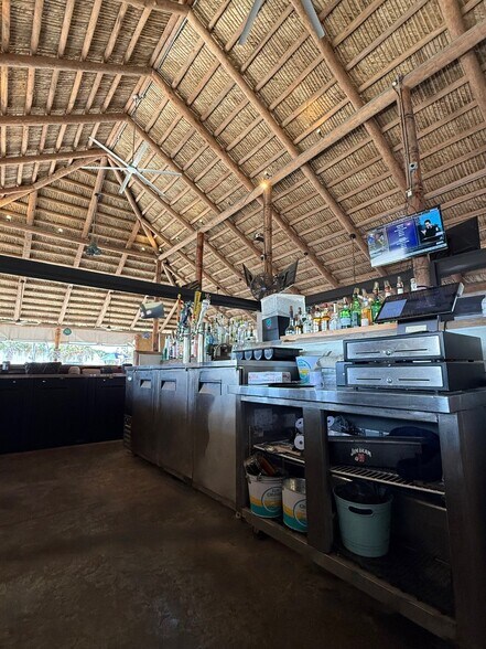 More Photos Of 36 W Pine Ave, Eastpoint Restaurant For Sale