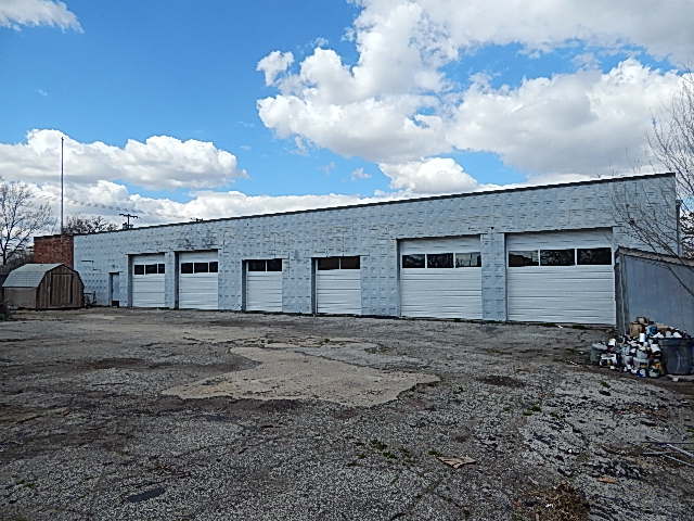 Primary Photo Of 7901 Prospect Ave, Kansas City Auto Repair For Sale