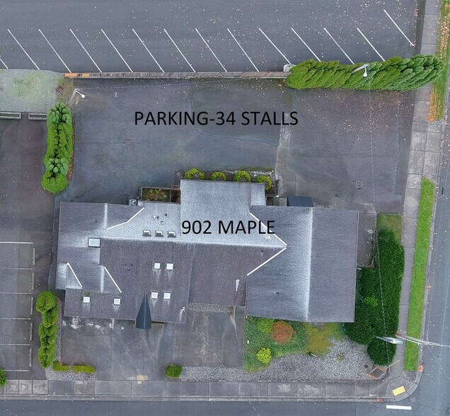 More Photos Of 902 E Maple St, Arlington Medical For Sale