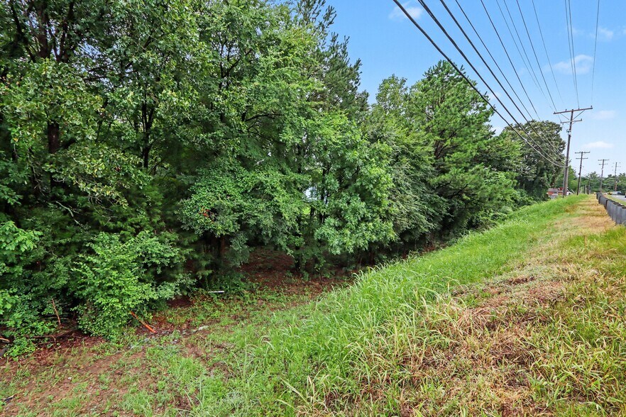 More Photos Of 12002-12022 N Tryon St, Charlotte Land For Sale