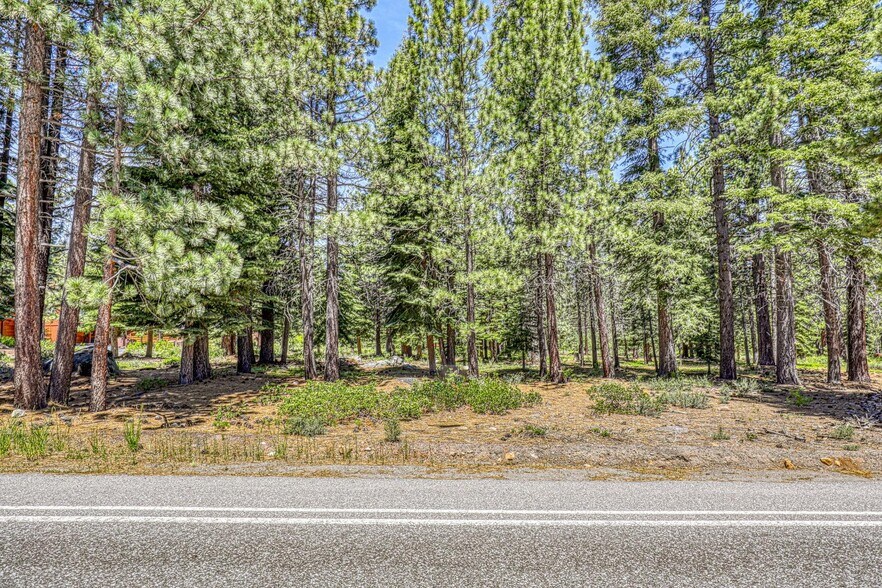 More Photos Of 17308 Northwoods Blvd, Truckee Land For Sale