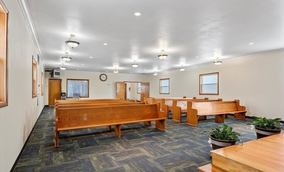 More Photos Of 110 W Main St, Pleasant Plains Religious Facility For Sale