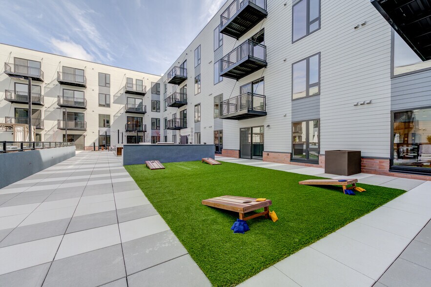 More Photos Of 416 N Kirkwood Rd, Kirkwood Apartments For Sale