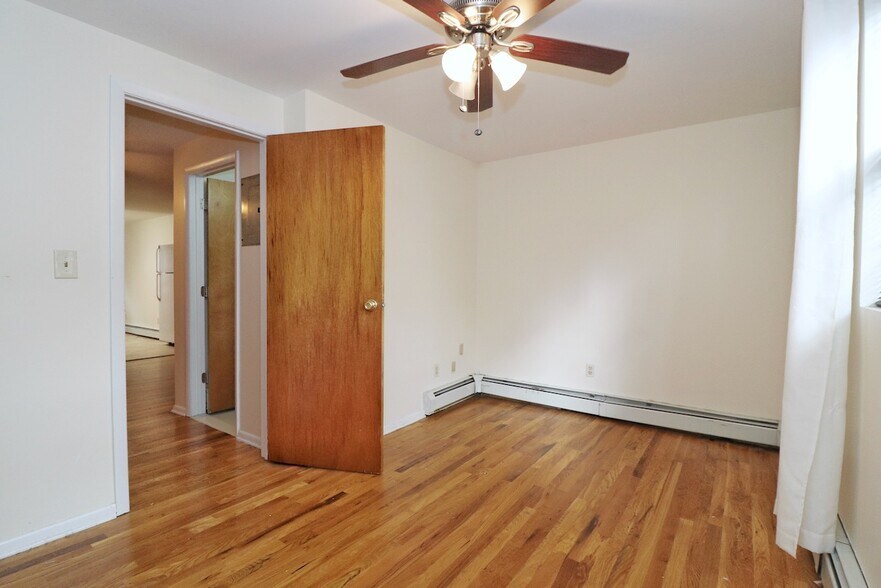 More Photos Of 318 5th St, Jersey City Apartments For Sale