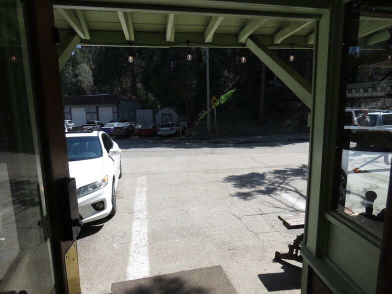 More Photos Of 23382 Crest Forest Dr, Crestline Freestanding For Sale