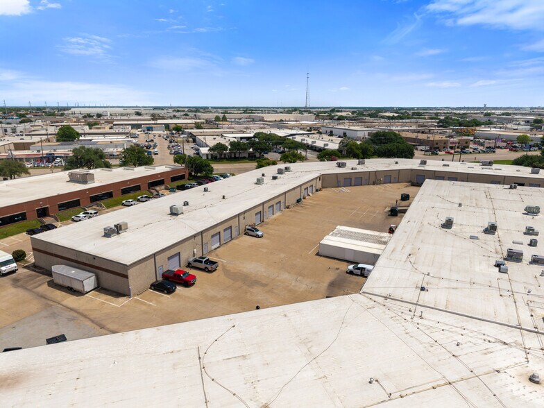 More Photos Of 11601 Plano Rd, Dallas Unknown For Lease