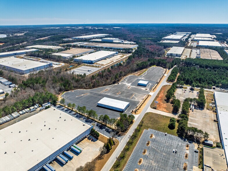 More Photos Of 0 Constitution Dr, McDonough Truck Terminal For Lease