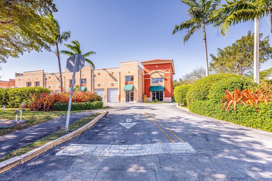 More Photos Of 11965 SW 142nd Ter, Miami Light Distribution For Lease