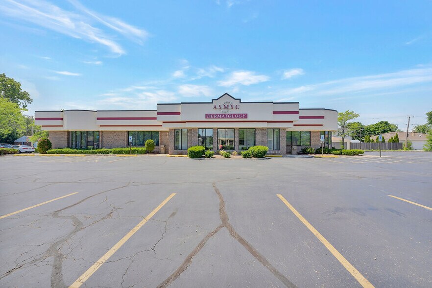 Primary Photo Of 9300 Waukegan Rd, Morton Grove Medical For Sale